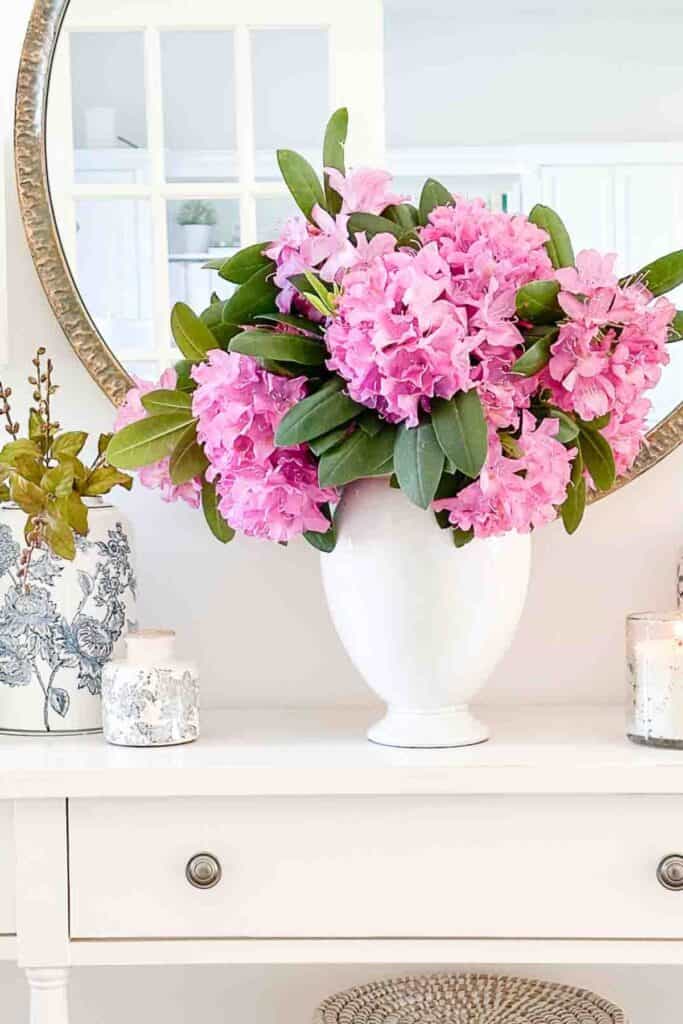 foyer-vase of rhododendron