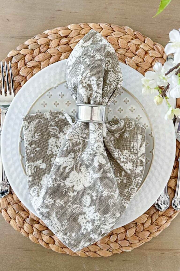 PLACE SETTING