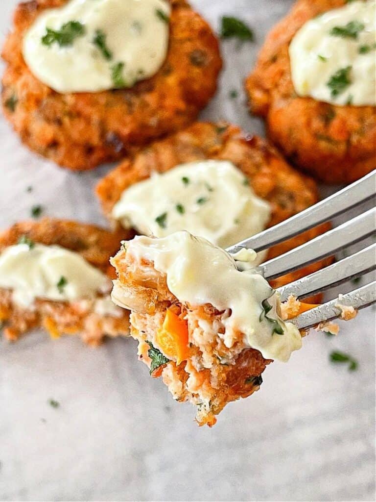 salmon cakes with homemade tartar sauce