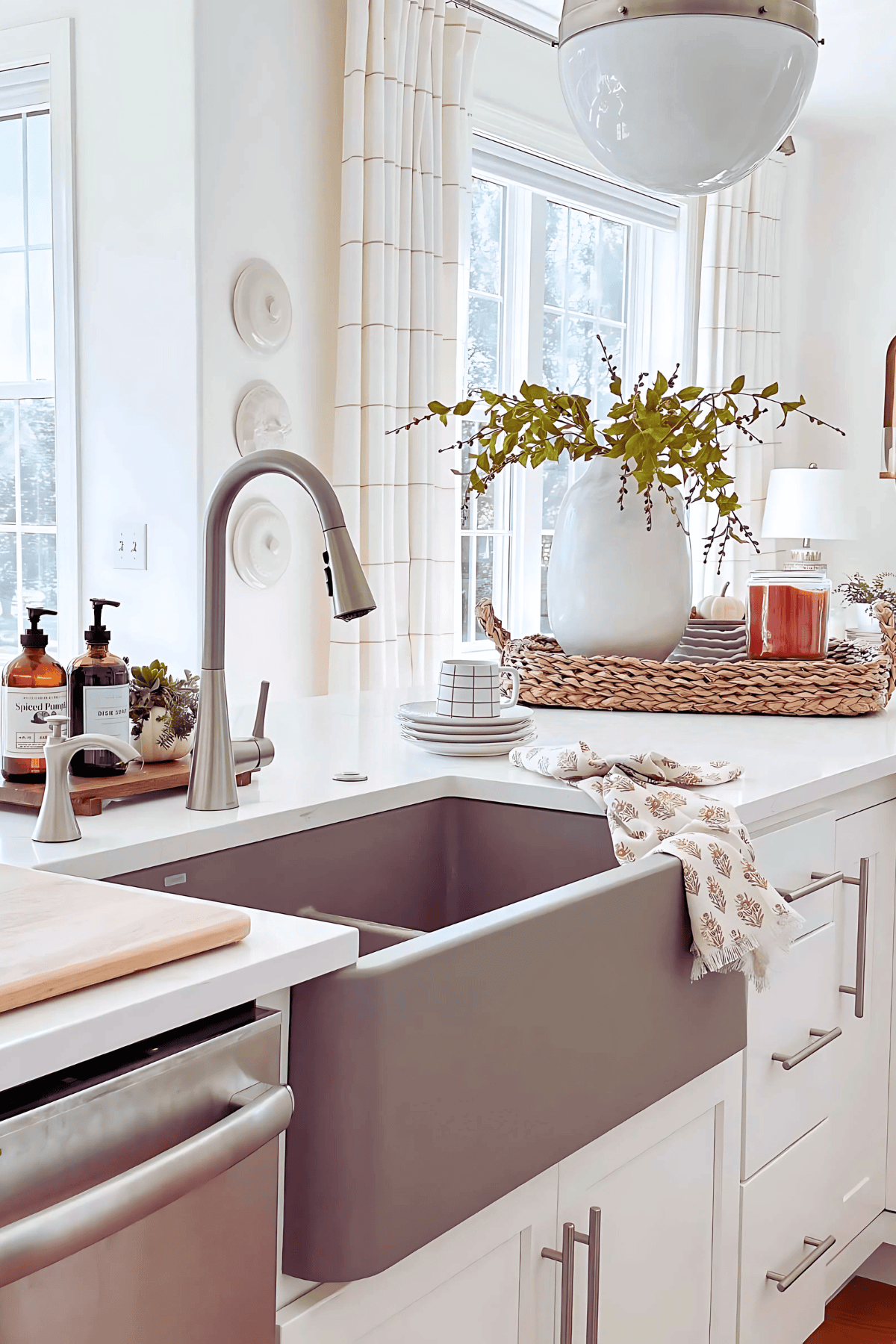 8 Cozy Ways To Warm Up Your Fall Kitchen