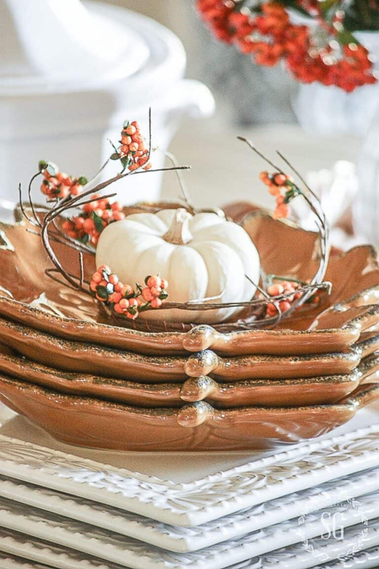 stacked-dishes-pumpkin-place-setting-stonegablejpeg.