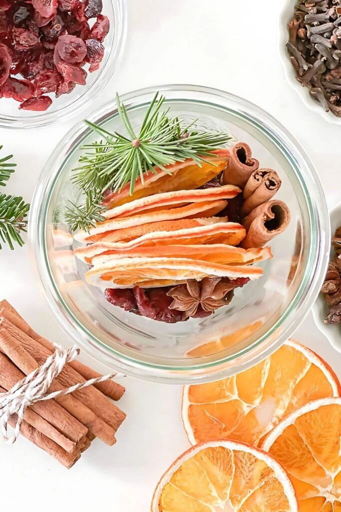 1 Christmas Kitchen- Christmas Simmer Pot ingredients