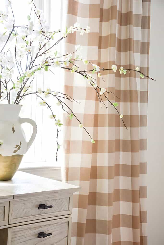 spring blooming branches