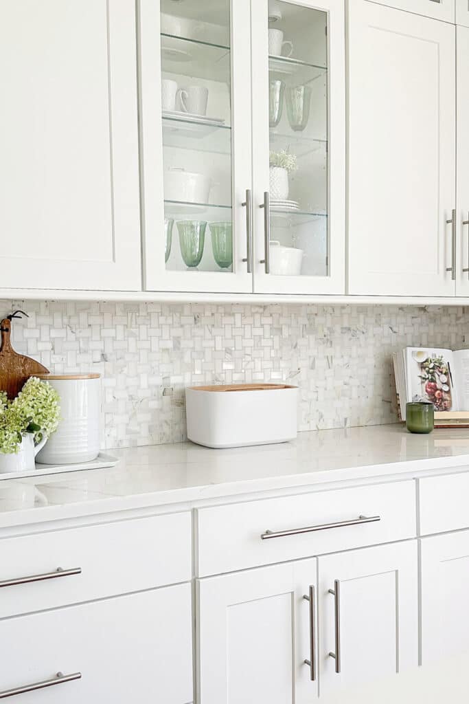 glass kitchen cabinet