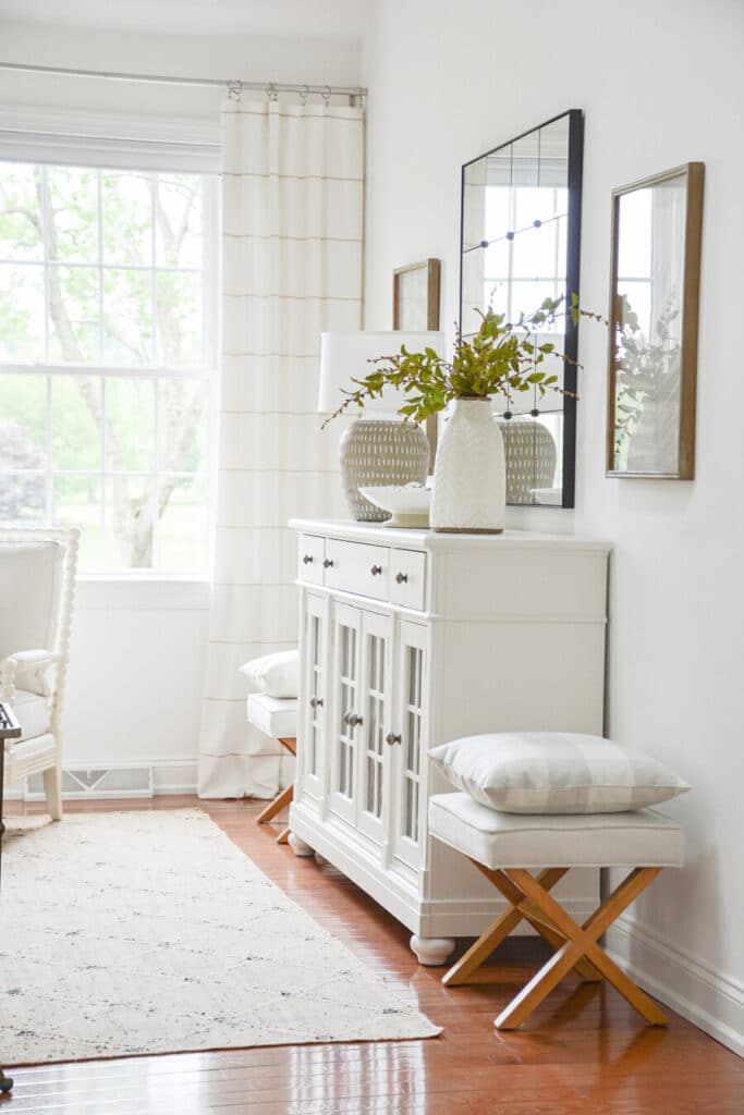 white buffet with repeated elements.