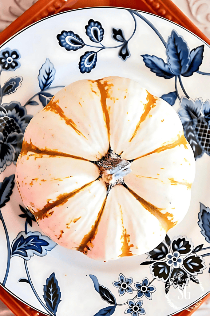 pumkin on a stack of plates