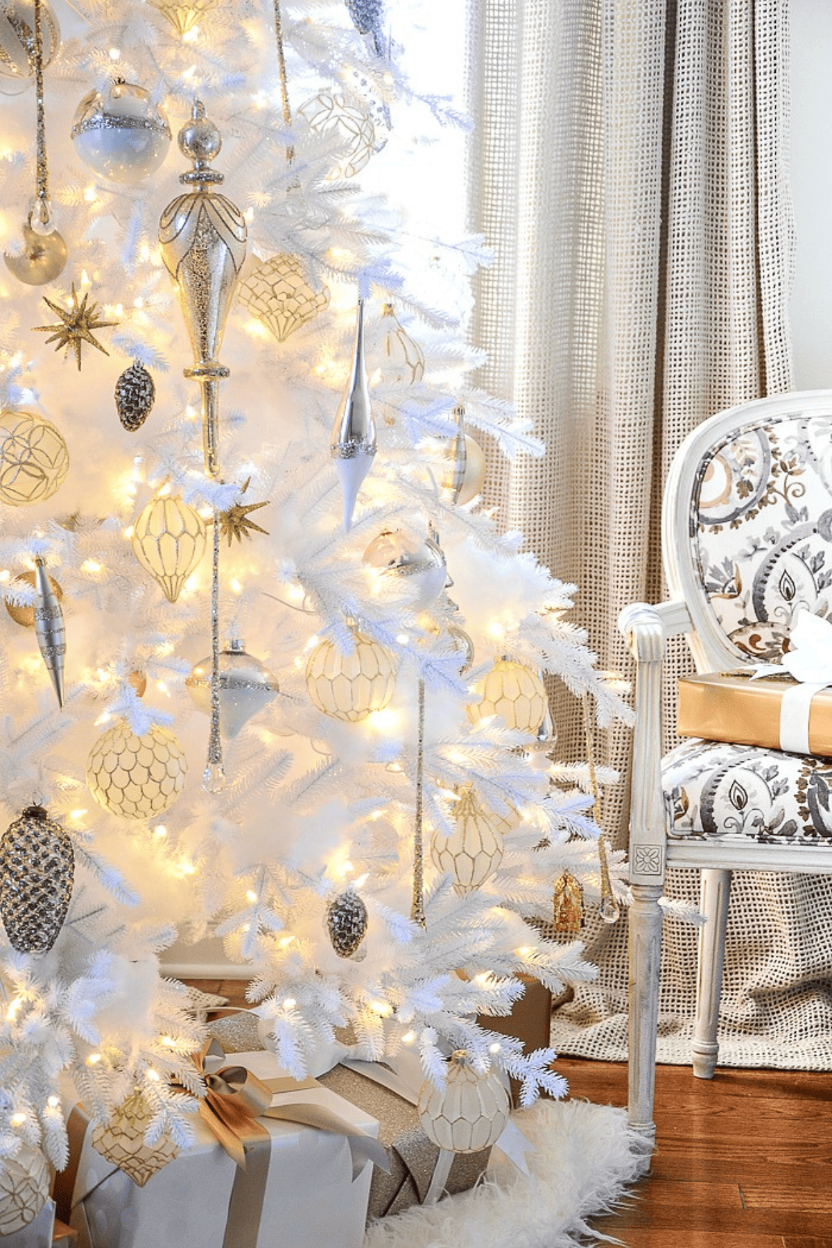 white Christmas tree