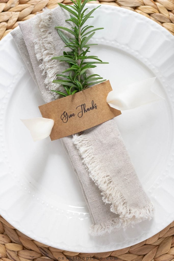 Thanksgiving place setting