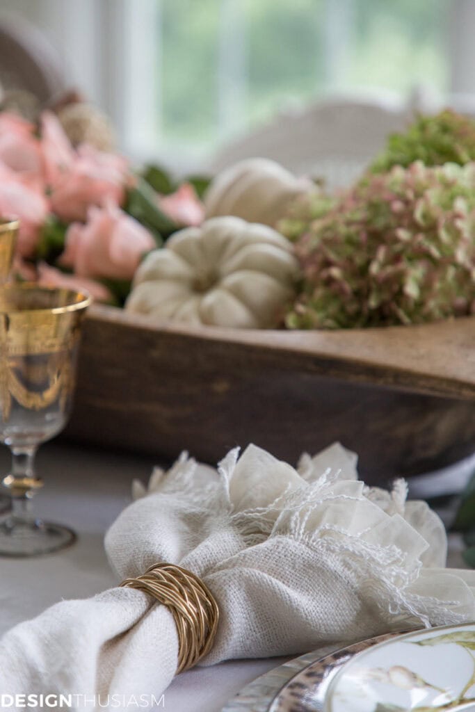 Fall table- focus on beautiful napkin ring and napkin