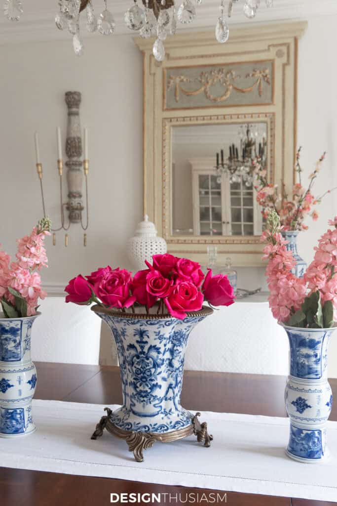 chinoiserie urns filled with flowers