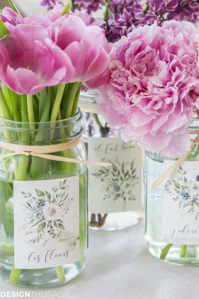 mason jars with French summer labels