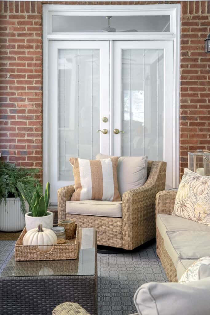 7 ways to add outdoor fall decor