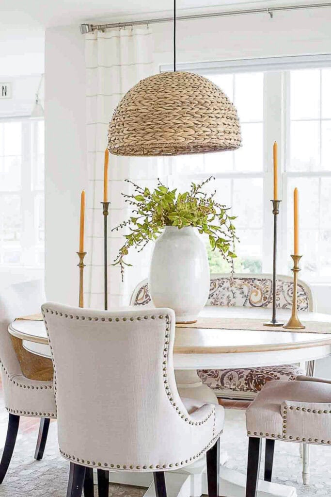 dining room that has wam and cool colors i it