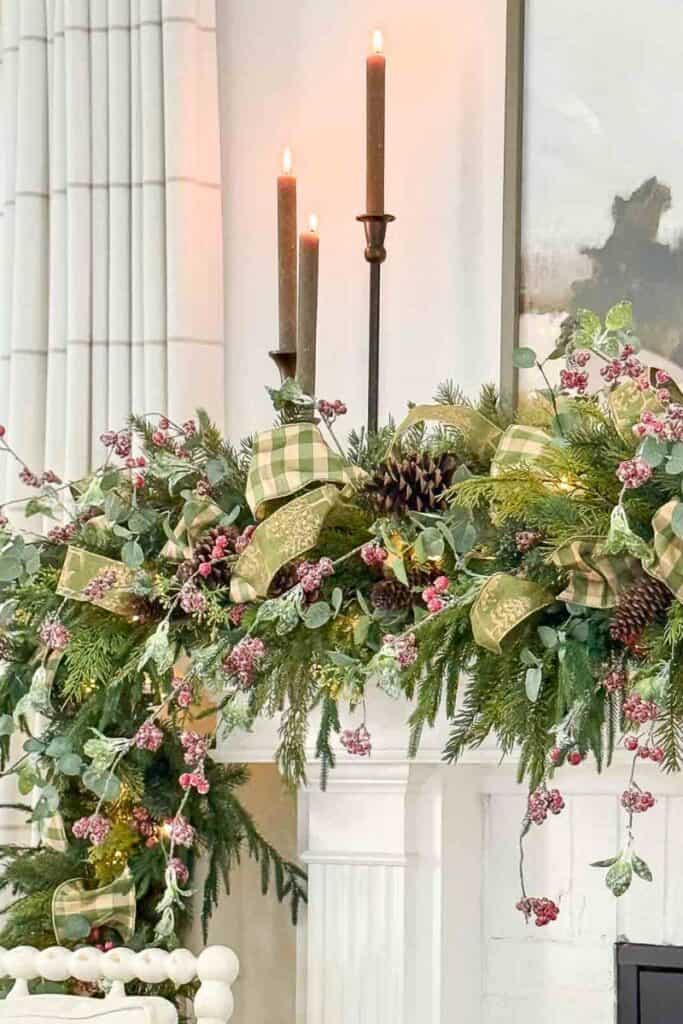 Christmas Tour 2025-Christmas garland with candles