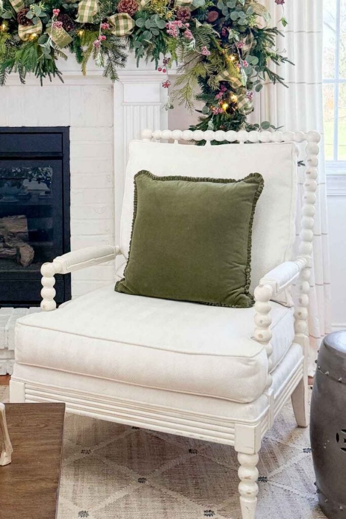 Christmas Tour 2025- green velvet chair