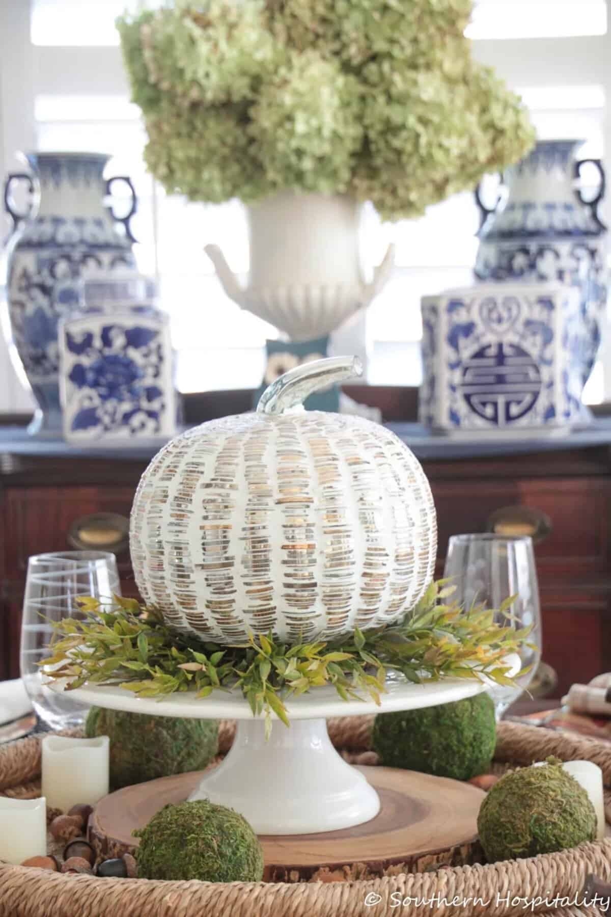 Setting the Thanksgiving Table