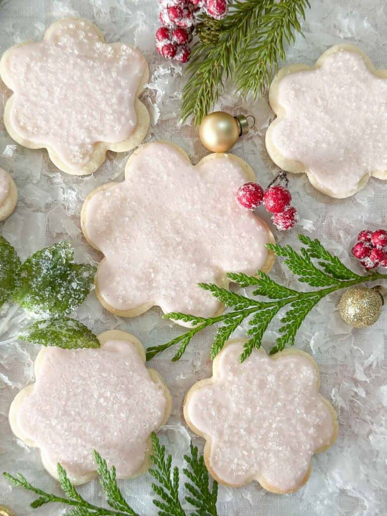 SUGAR COOKIES WITH SNOW AND CHRISTMAS GREENS