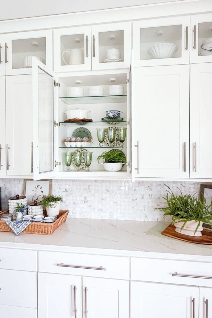 Spring kitchen with open cabinets