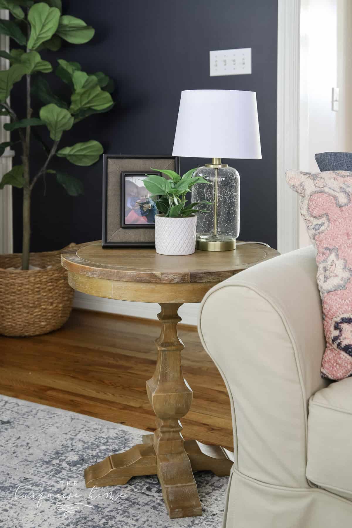End tables styling