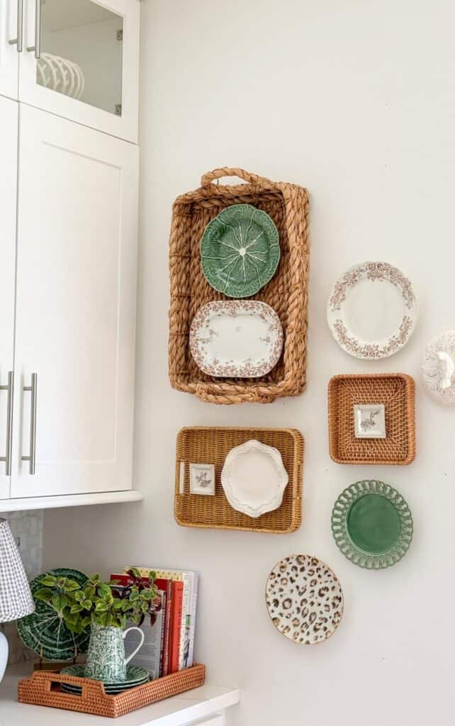 basket and plate gallery in the kitchen